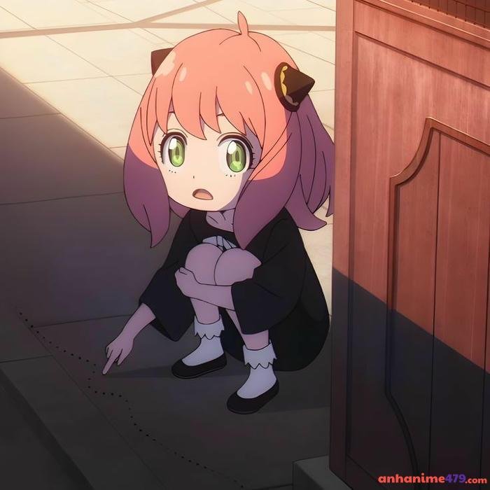 anya forger chơi đùa