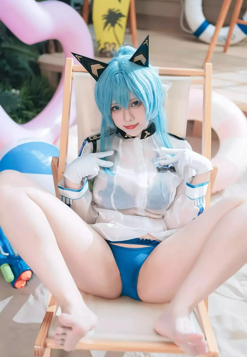 cosplay anime nữ mèo xanh