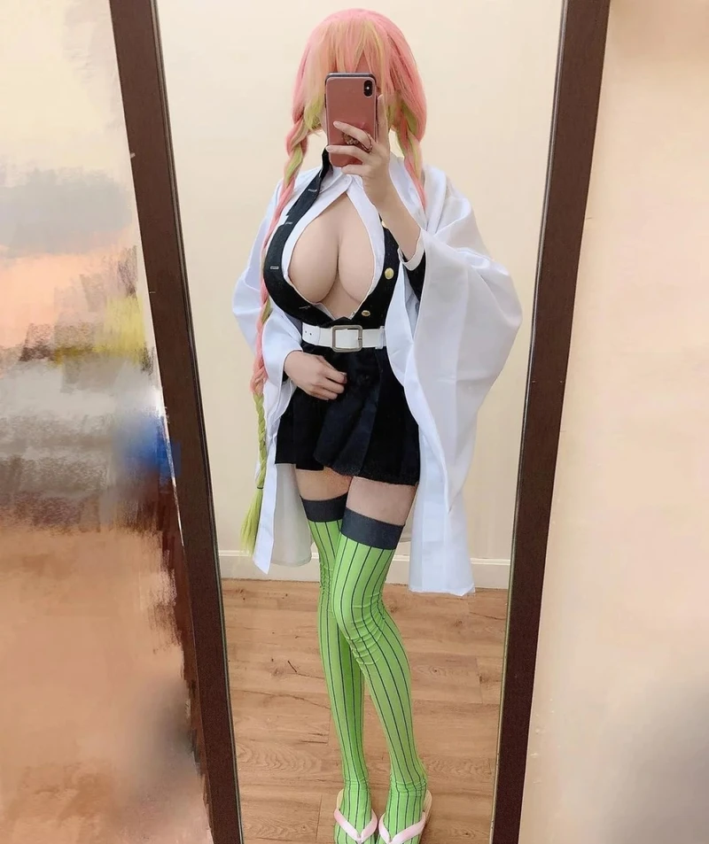 cosplay luyến trụ thanh gươm giệt quỷ