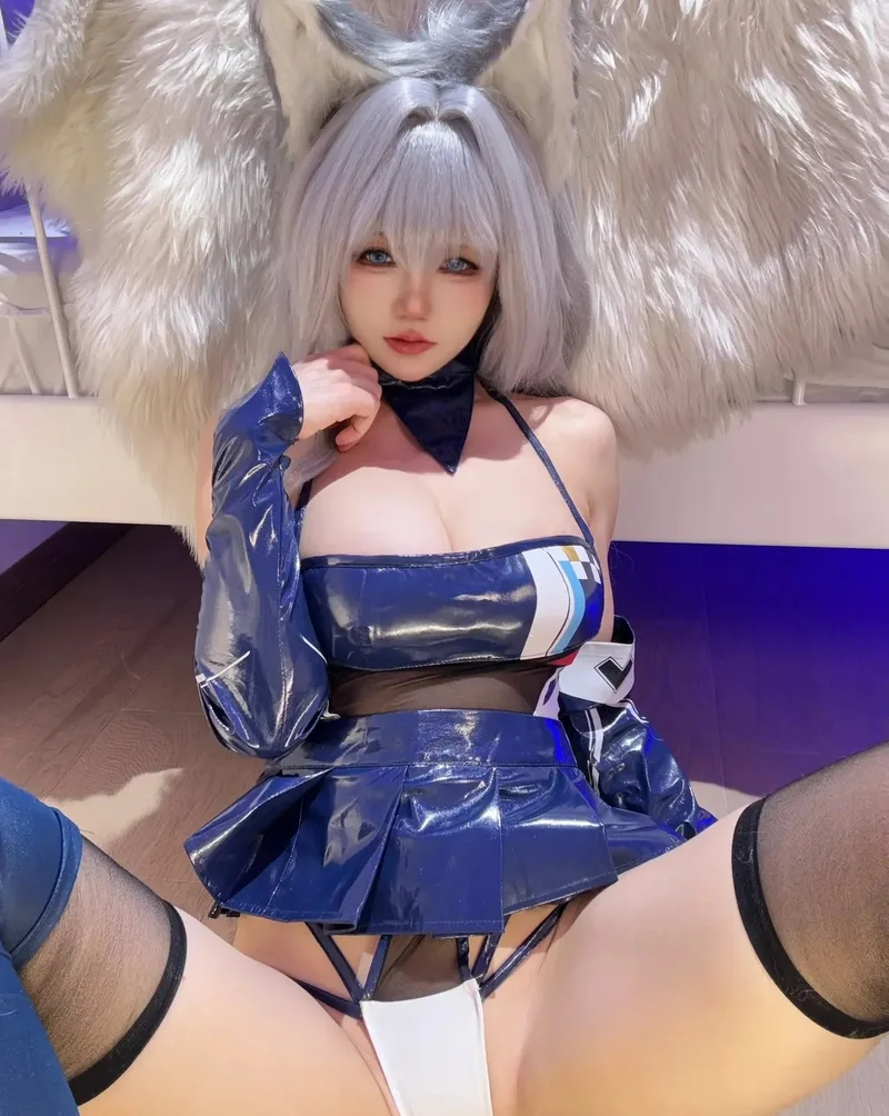 cosplay thỏ anime