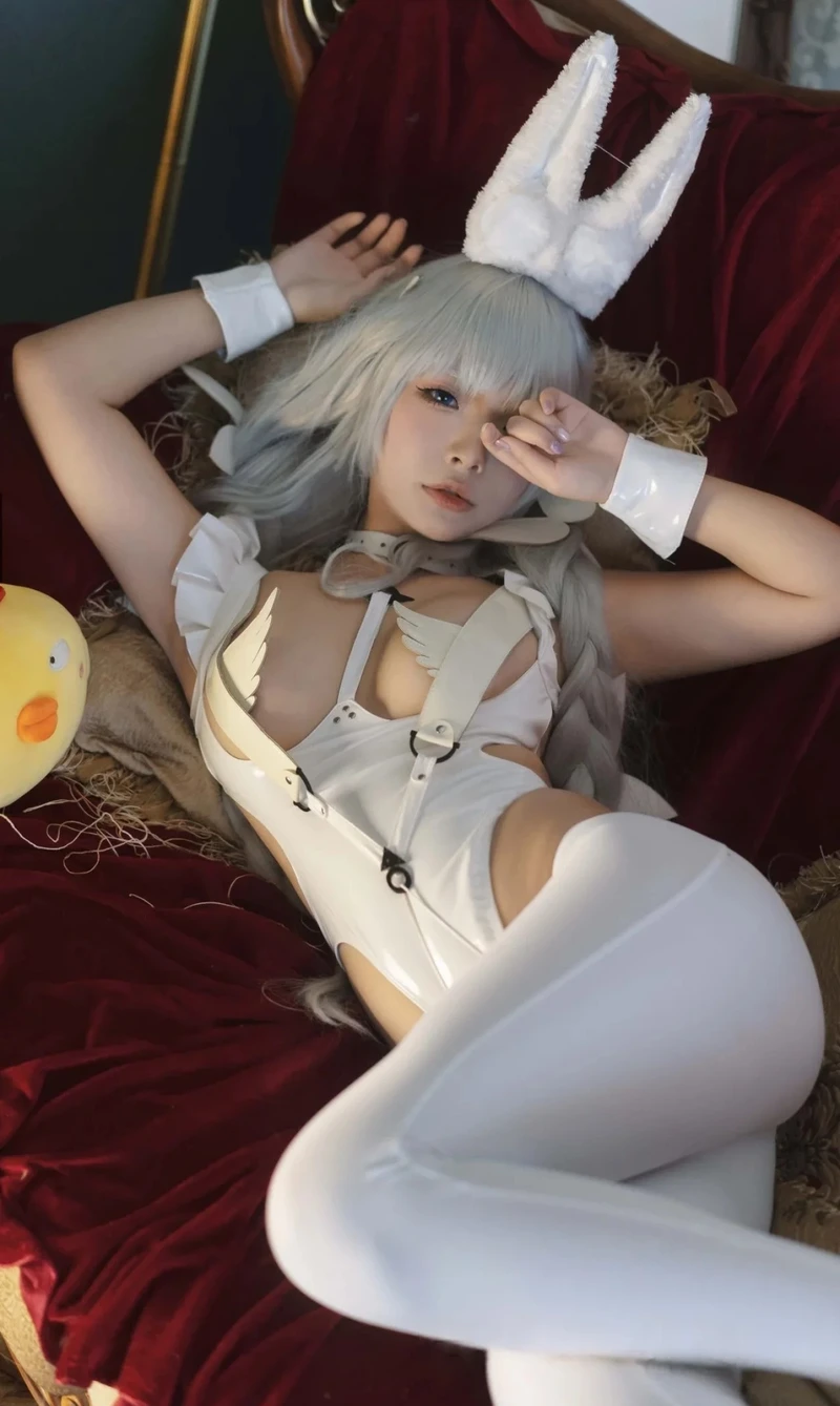 đồ cosplay thỏ ngọc