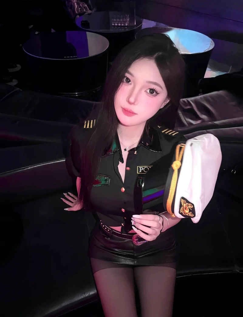 đồ ngủ cosplay cảnh sát