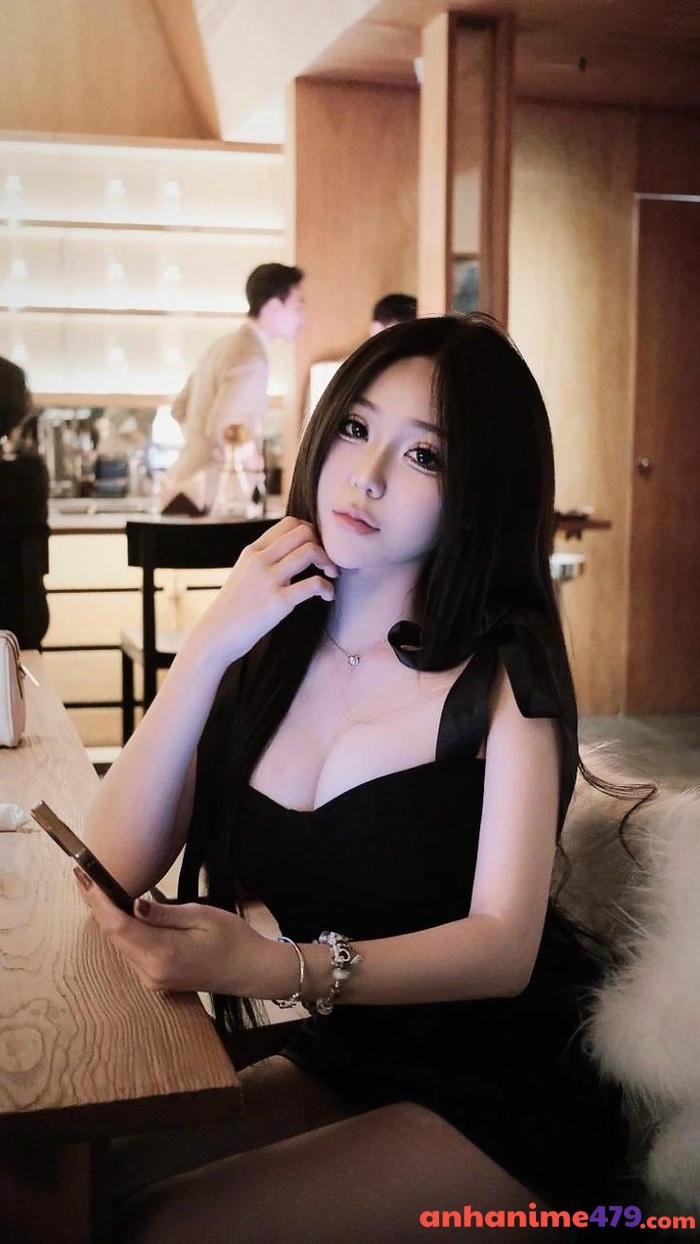 gái 2k duyên dáng