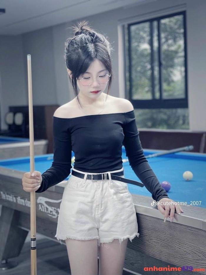 gái 2k10 cười tươi