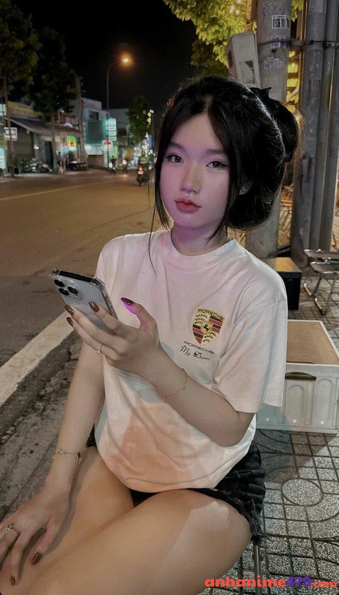 gái 2k10 trẻ trung