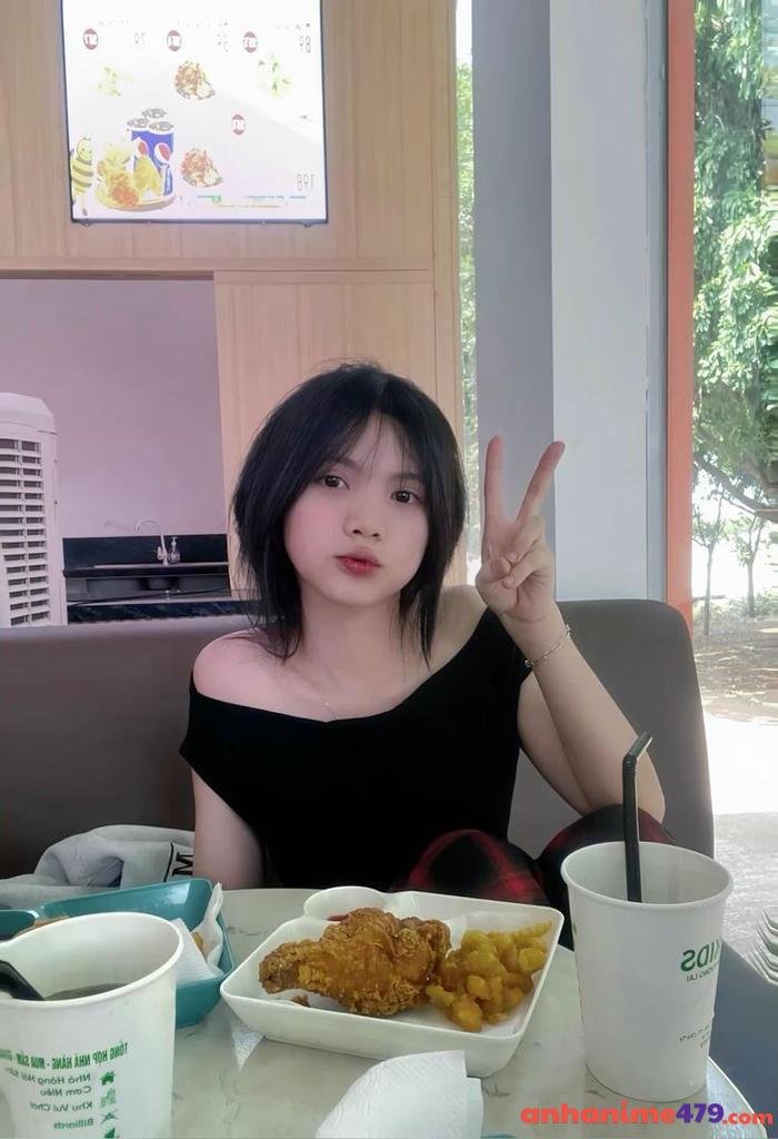 gái 2k11 cười tươi