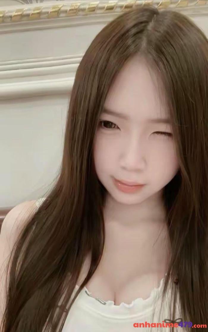 gái 2k2 nụ cười