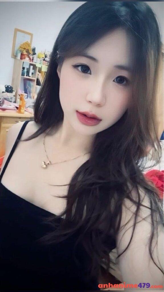 gái 2k2 trong sáng