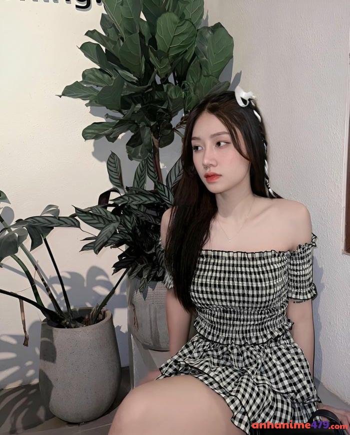 gái 2k4 yêu đời