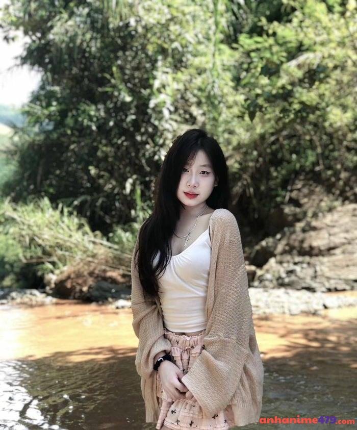 gái 2k8 cười tươi