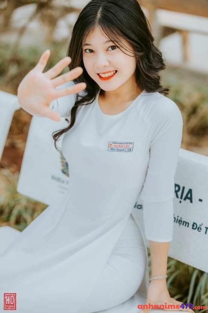 gái 2k8 năng động