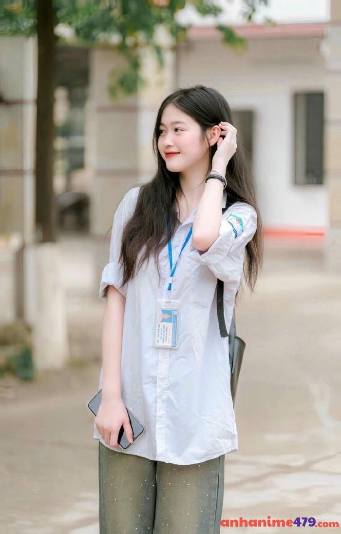 gái 2k8 tóc ngắn