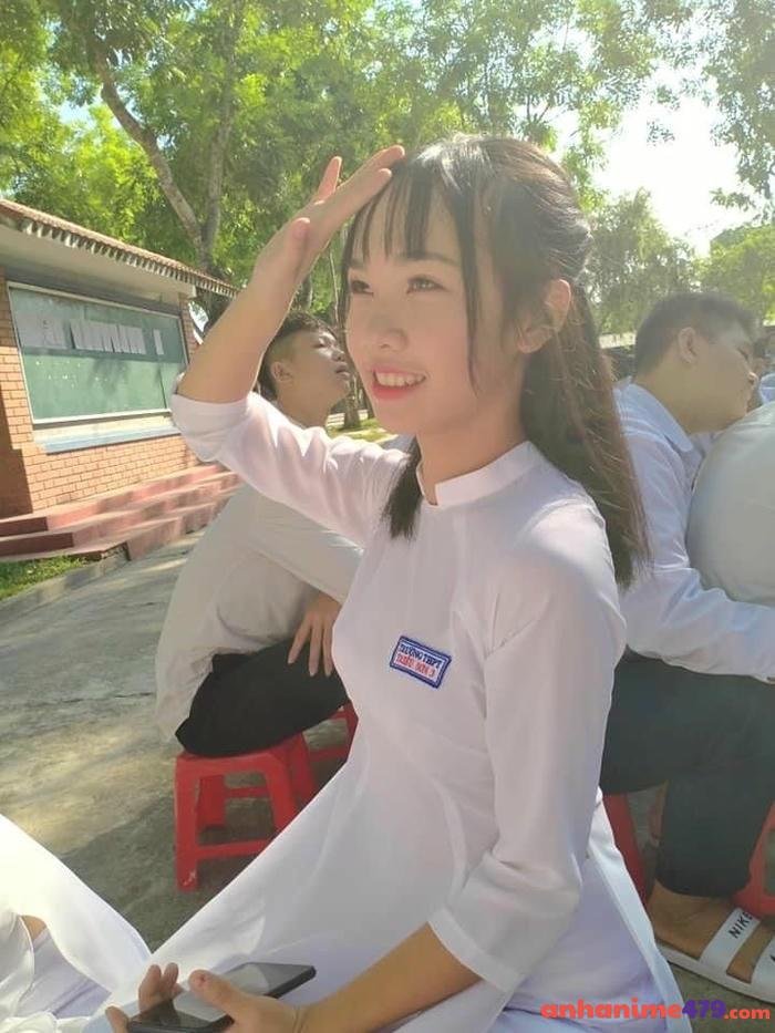 gái 2k9 dịu dàng