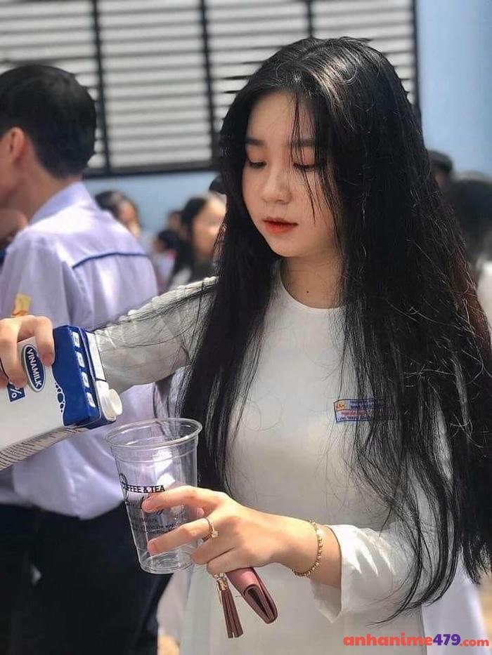 gái 2k9 yêu đời