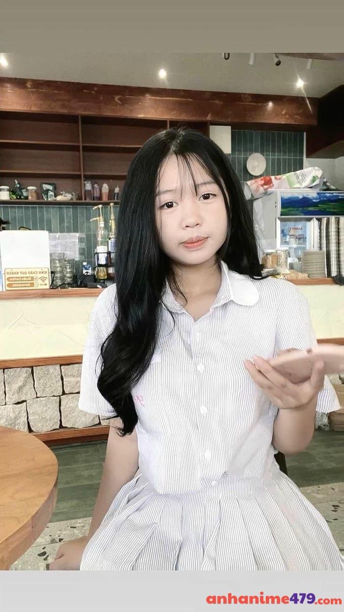 gái cấp 3 đáng yêu