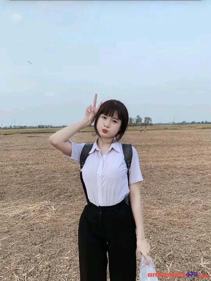 gái cấp 3 nổi bật