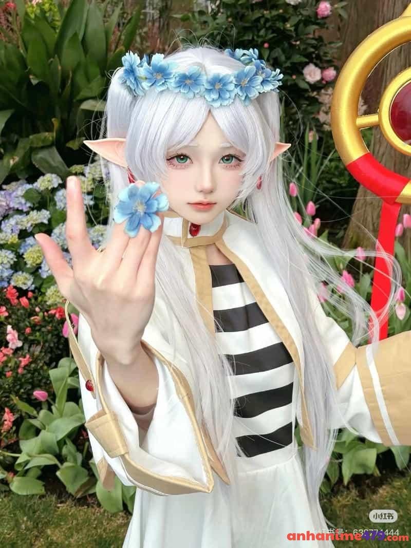 gái xinh cosplay nhân vật anime nền ảnh