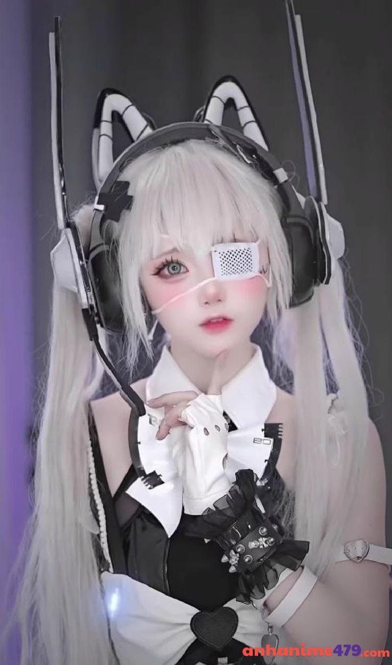 gái xinh cosplay nhân vật anime thơ