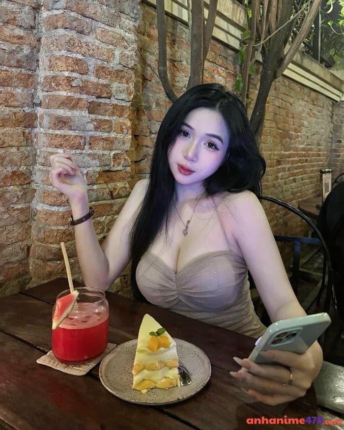 gái xinh ngực bự