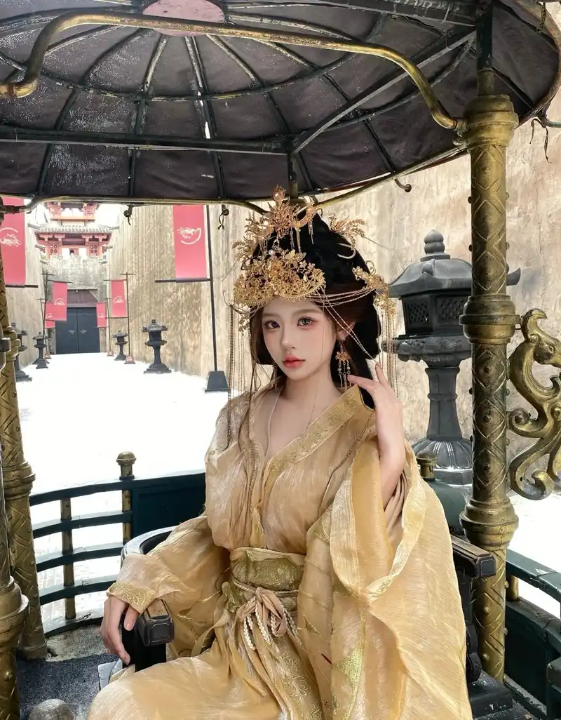 hình cosplay cổ trang