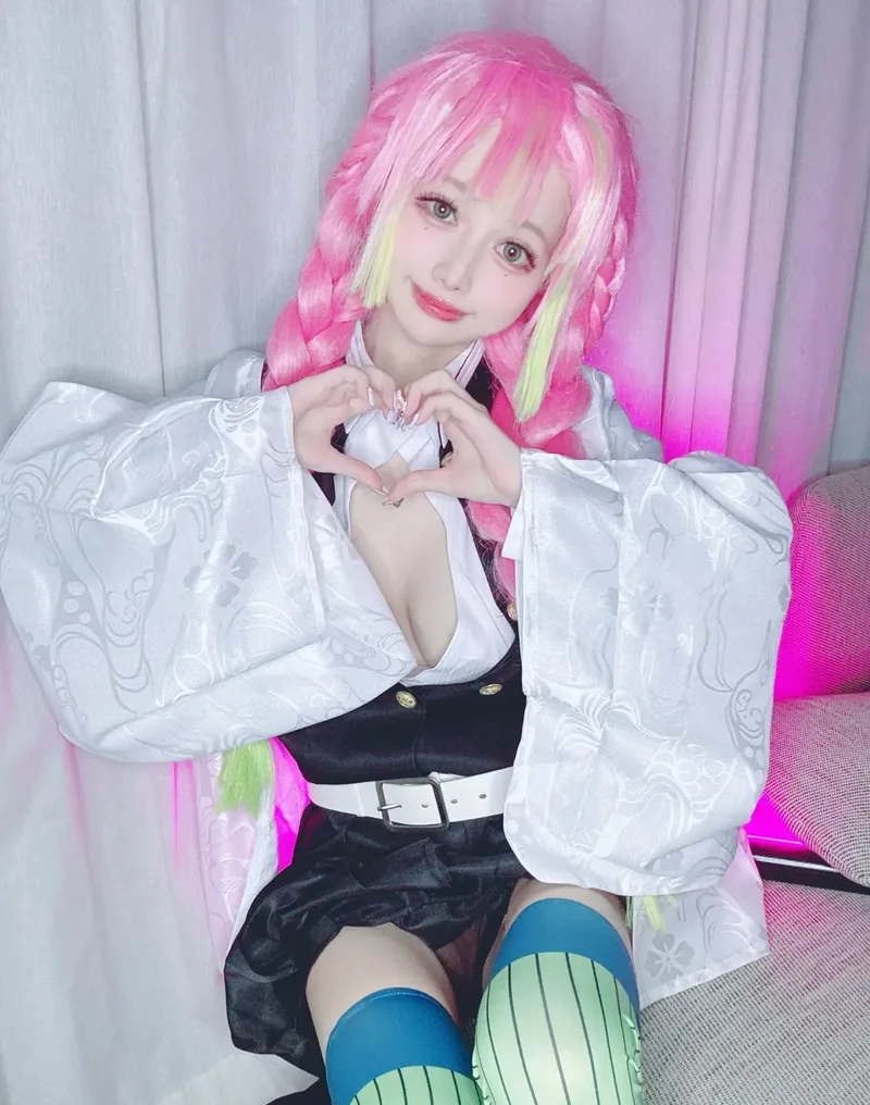 luyến trụ cosplay