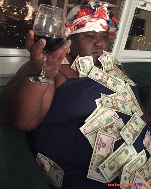 meme tiền cô da đen