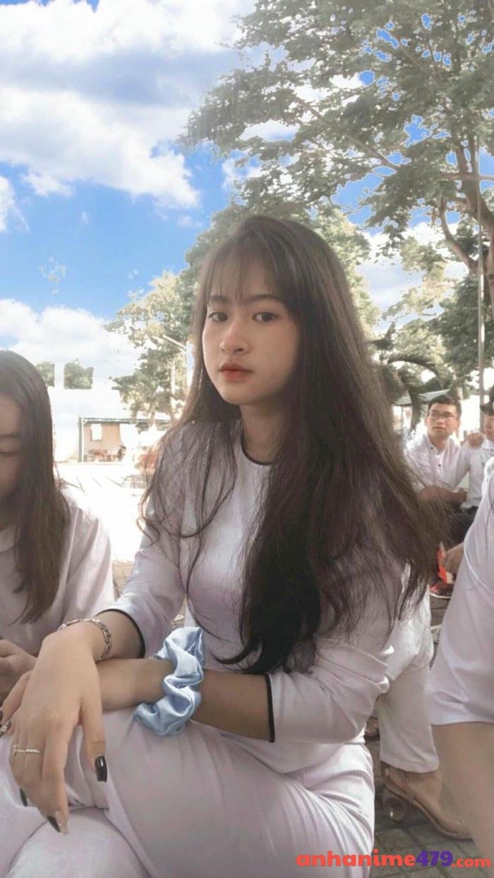 người mẫu 18 tuổi