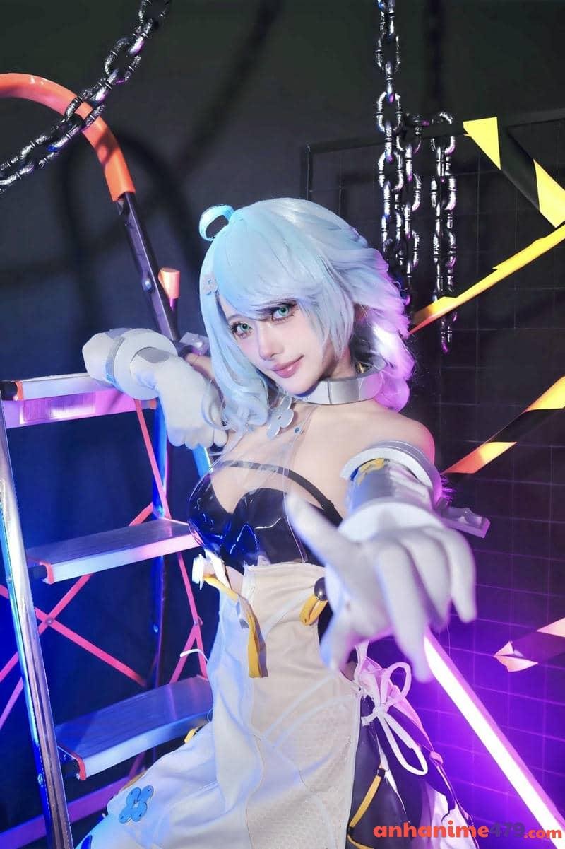nguyễn thị hà vi cosplay 20