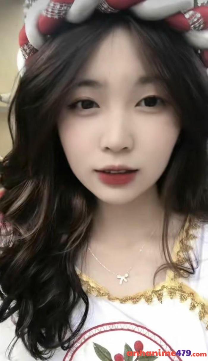 nữ sinh k12 tuổi