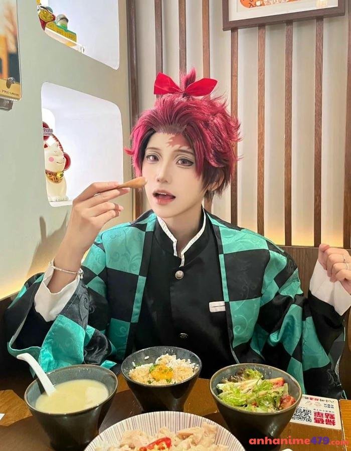 tanjiro cosplay 30