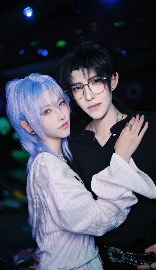 truyện tranh đam mỹ cosplay